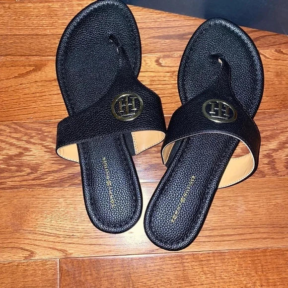 Tommy Hilfiger black thong logo slippers 9.5 - Picture 3 of 11